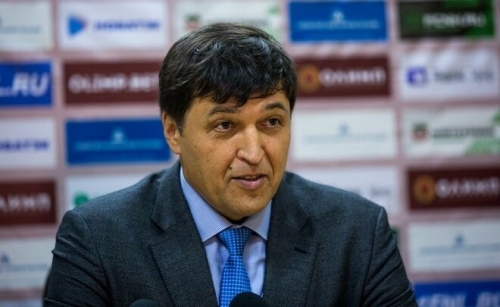 Экс-тренер «Нефтехимика» Уткульбаев временно заменит Слуцкого в «Рубине»