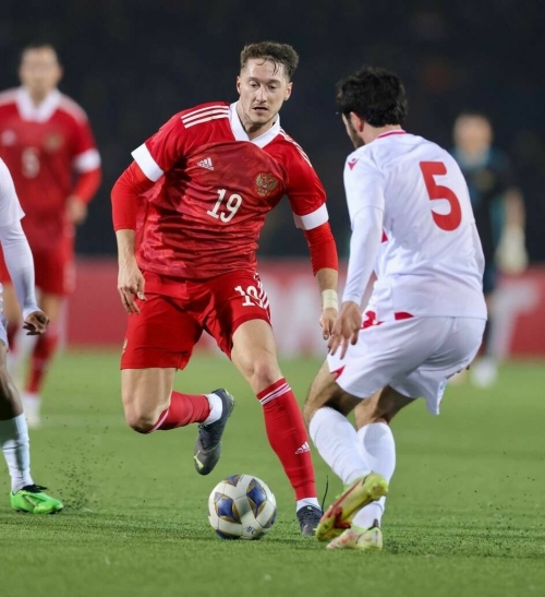 Сборная России сыграла вничью в товарищеском матче с Таджикистаном