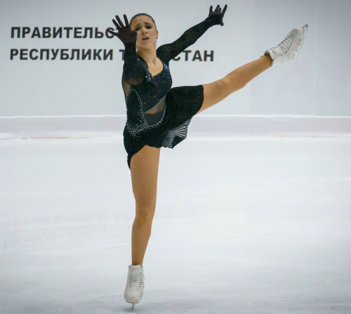 Валиева чисто исполнила четверной тулуп на прыжковом чемпионате России в Санкт-Петербурге