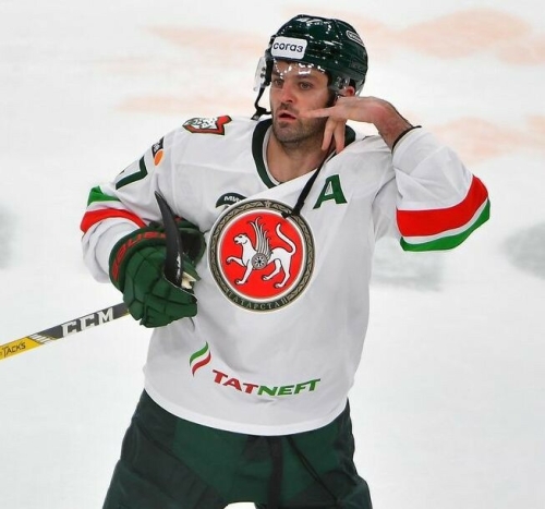 Александр Радулов признан лучшим игроком дня в КХЛ по итогам «Зеленого дерби»