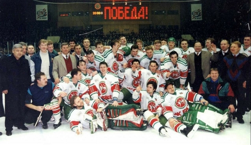«Ак Барс» 25 лет назад впервые стал чемпионом России по хоккею