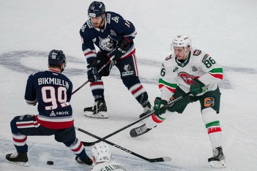 «Ак Барс» обыграл в Нижнекамске «Нефтехимик» и повел в серии плей-офф КХЛ
