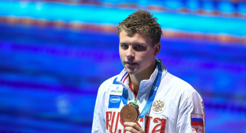 Призер Олимпиады в Токио пловец Красных объявил о завершении карьеры из-за аритмии