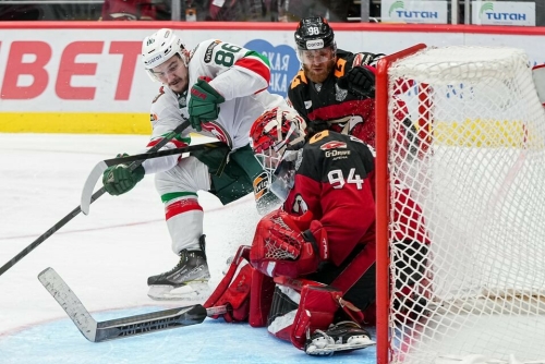 «Ак Барс» в Омске вырвал победу у «Авангарда» в третьем матче финала плей-офф на Востоке КХЛ
