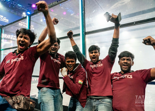 Команда из Индии стала чемпионом в «Битве роботов» на «Играх будущего»