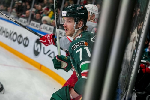 «Я не смотрю игры плей-офф Кубка Гагарина»: Евгений Свечников о своем первом сезоне в КХЛ