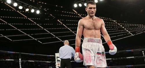 Боксер из России Муртазалиев стал чемпионом IBF