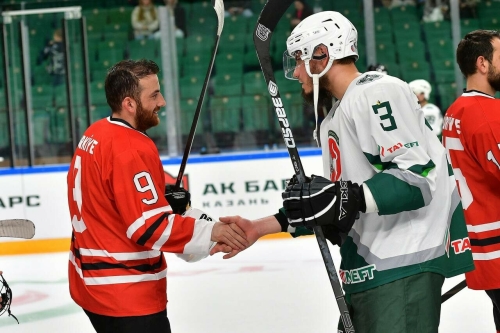 В Казани стартовал второй Международный хоккейный турнир среди исламских стран