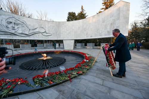 Президент ОКР Станислав Поздняков: «Нет такой силы, которая способна сломить мужество нашего народа»