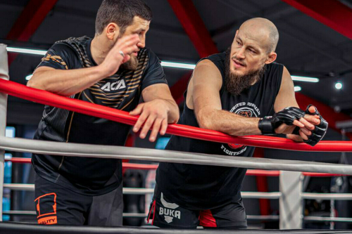 Сегодня Ринат Фахретдинов сразится с Николасом Далби в рамках UFC on ABC 6