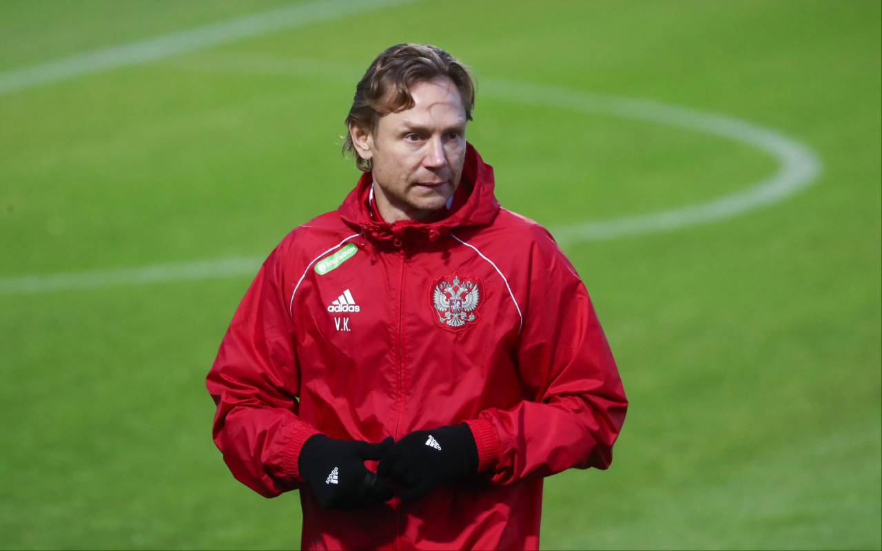 Талалаев предложил сменить Ловчева на Карпина на посту главного тренера сборной России