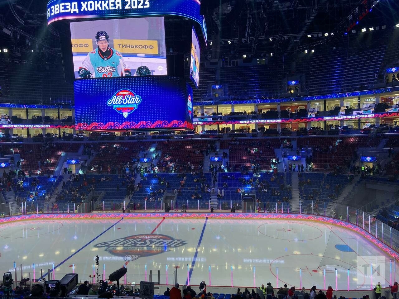 В Санкт-Петербурге открылась самая большая хоккейная арена в мире