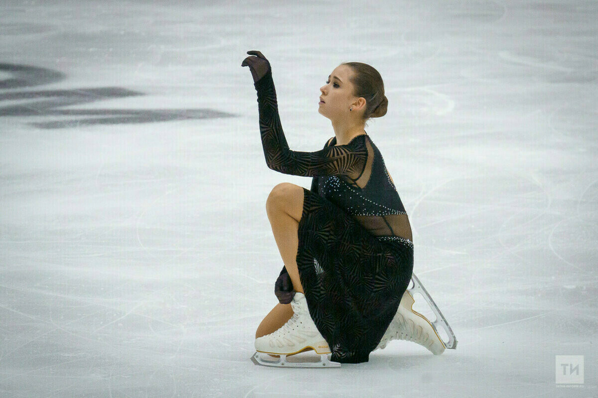 Плюс одно свободное место в сборной и потеря олимпийской стипендии: новые вызовы для Камилы Валиевой